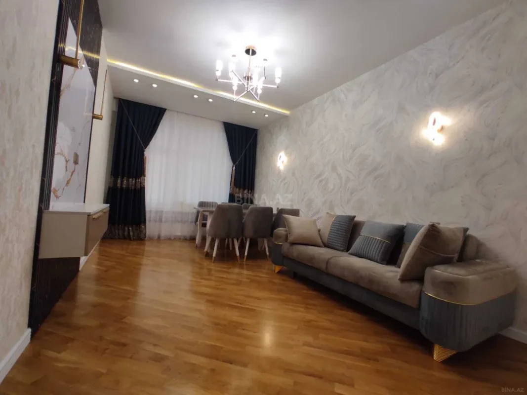 Satılır 2 otaqlı mənzil 88 m²