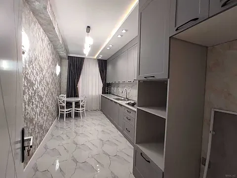 Satılır 2 otaqlı mənzil 88 m²