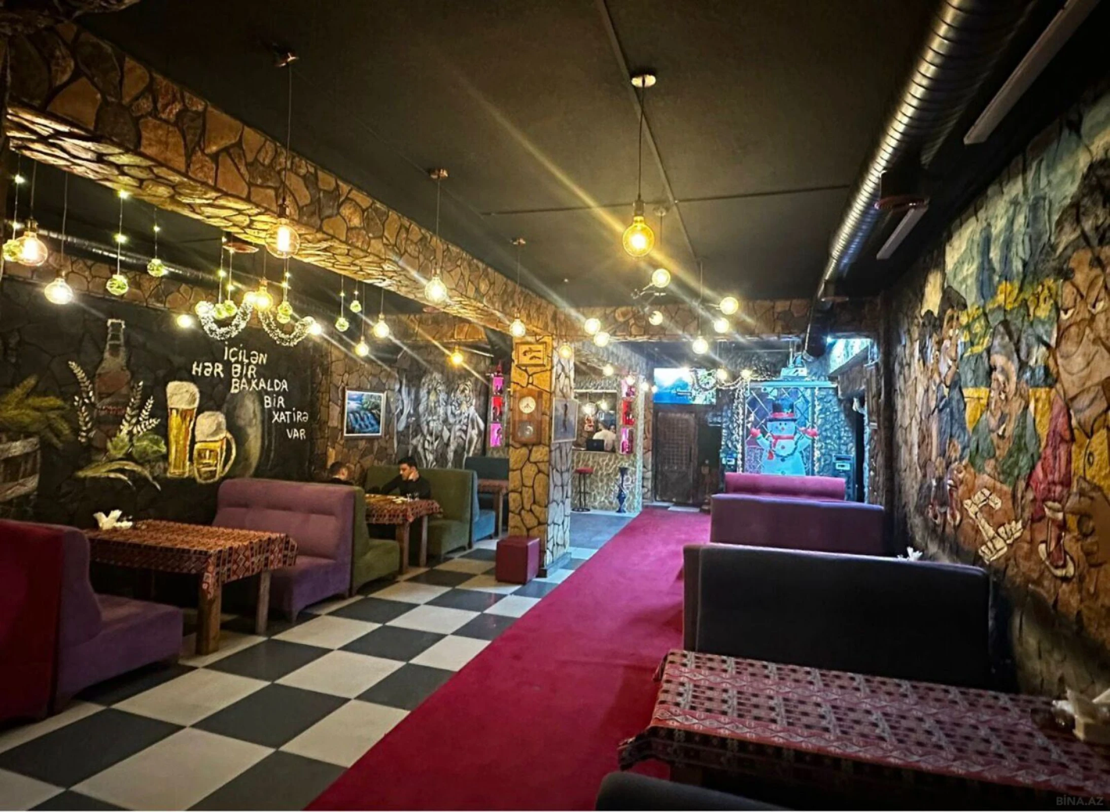 Satılır 6 otaqlı həyət evi 210 m²