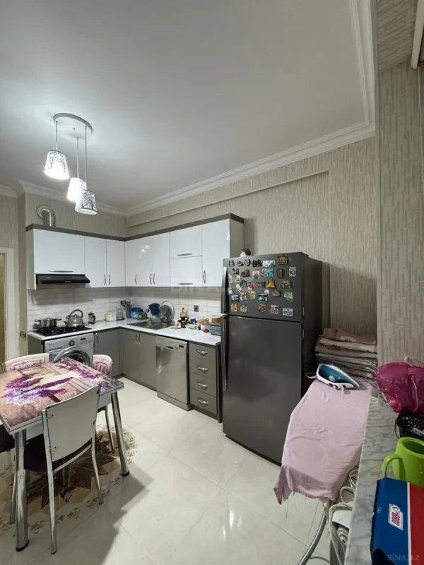 Satılır 3 otaqlı mənzil 105 m²