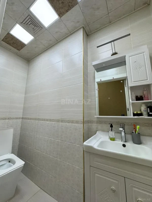 Satılır 3 otaqlı mənzil 105 m²