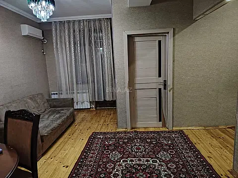 Kirayə verilir 2 otaqlı mənzil 50 m²
