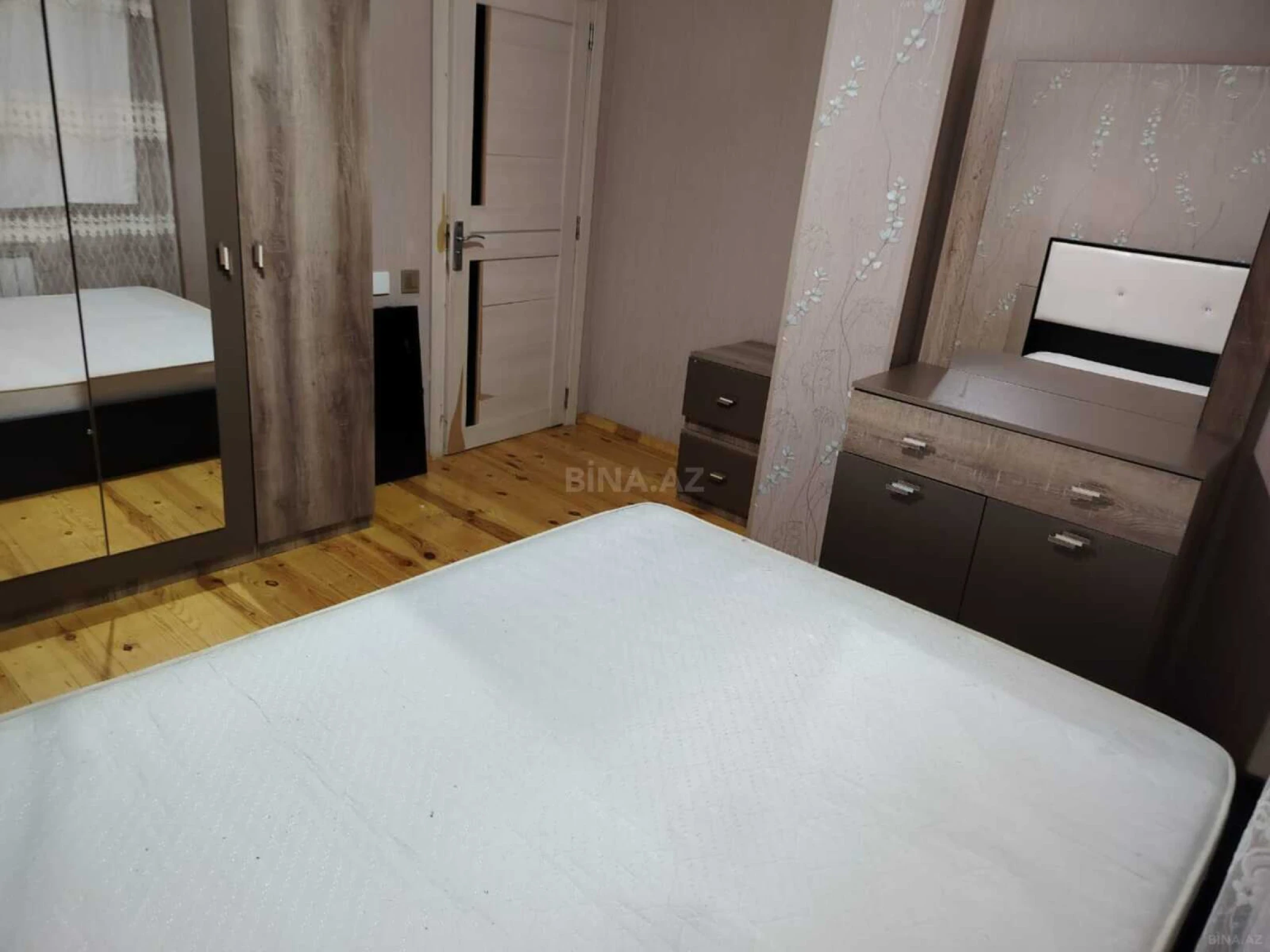 Kirayə verilir 2 otaqlı mənzil 50 m²