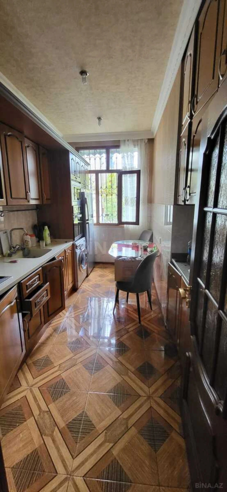 Kirayə verilir 2 otaqlı mənzil 70 m²