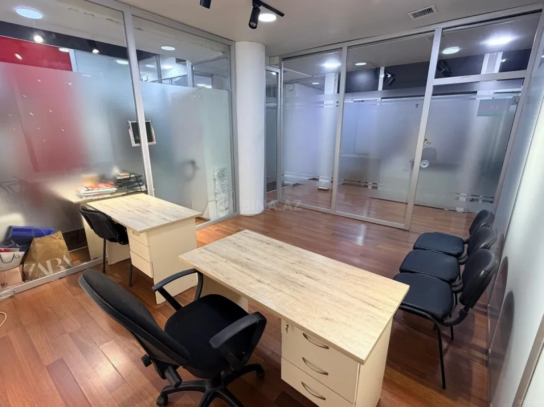 Kirayə verilir 1 otaqlı ofis 17 m²