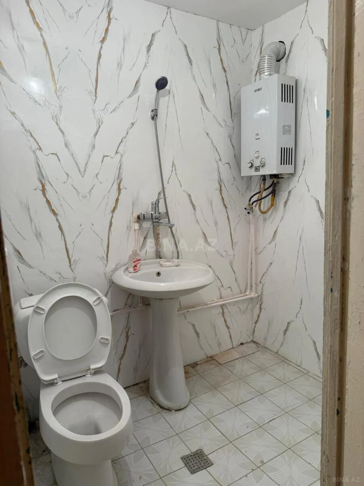 Kirayə verilir 2 otaqlı mənzil 42 m²