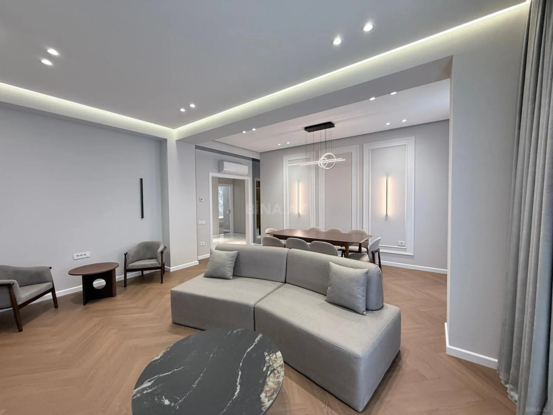 Kirayə verilir 3 otaqlı mənzil 127 m²