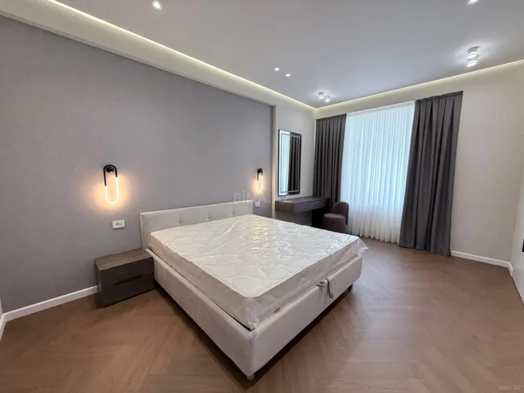 Kirayə verilir 3 otaqlı mənzil 127 m²