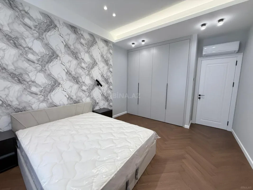 Kirayə verilir 3 otaqlı mənzil 127 m²