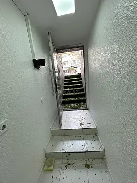 Satılır obyekt 40 m² — Bakı, Memar Əcəmi yanı 40.00 m²