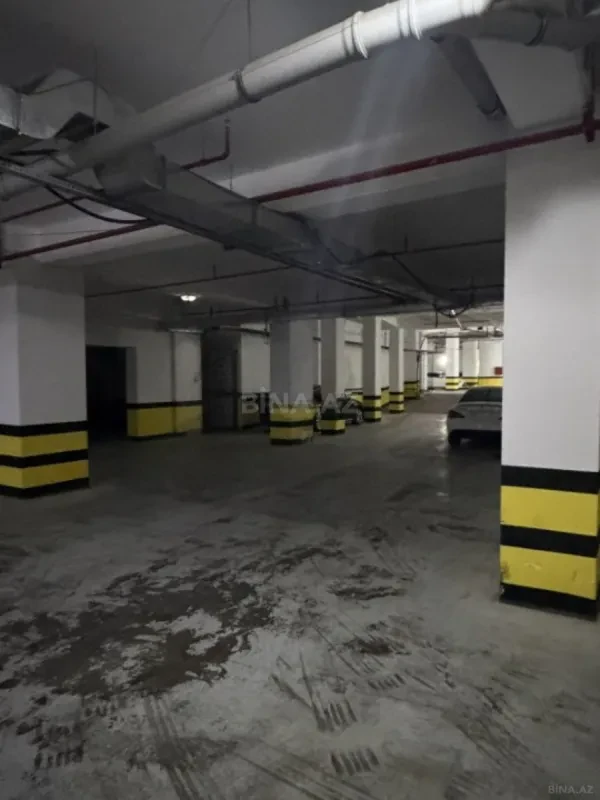 Satılır 2 otaqlı mənzil 108 m²