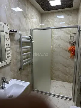 Kirayə verilir 2 otaqlı mənzil 80 m²