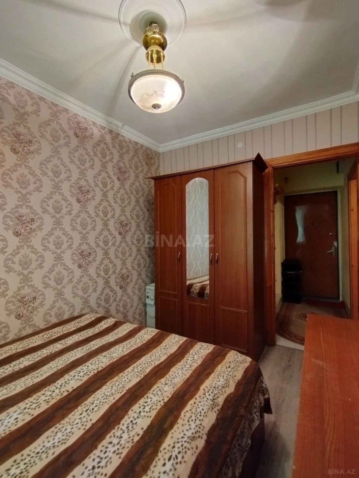 Satılır 1 otaqlı mənzil 40 m²