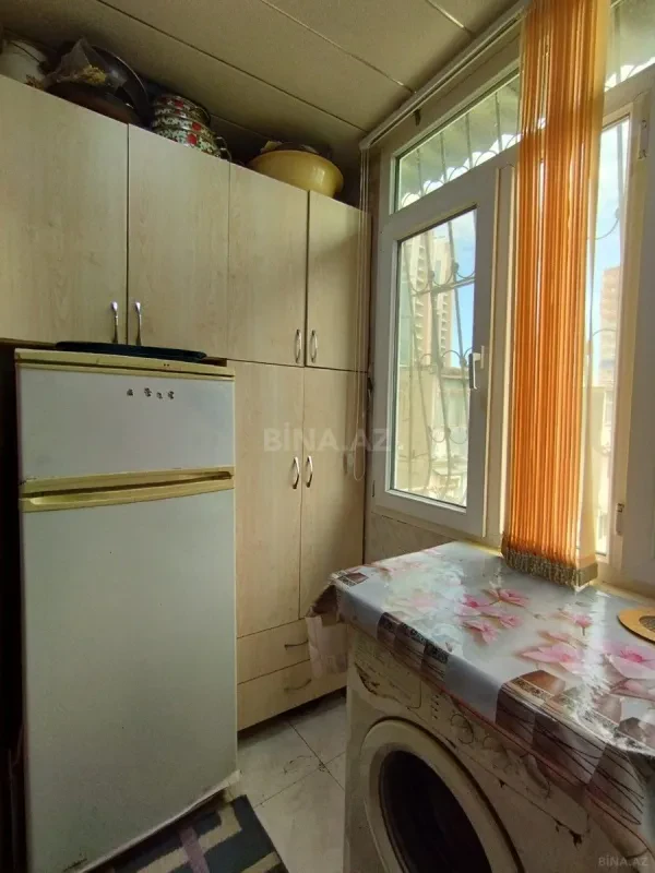 Satılır 1 otaqlı mənzil 40 m²