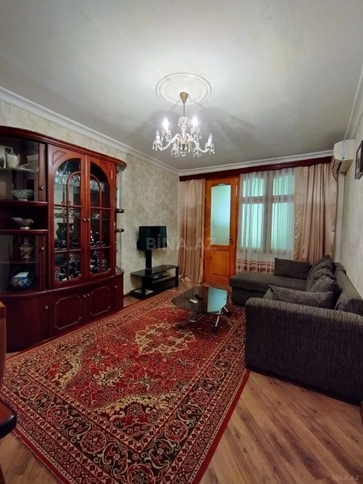 Satılır 1 otaqlı mənzil 40 m²