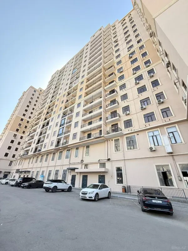 Satılır 3 otaqlı mənzil 93 m²