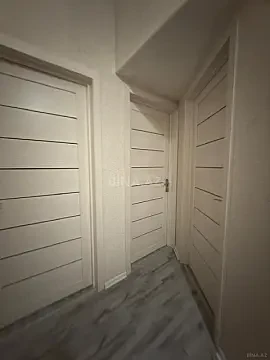 Satılır 3 otaqlı mənzil 93 m²