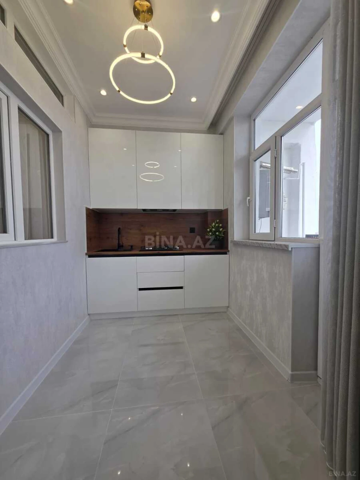 Satılır 2 otaqlı mənzil 64 m²
