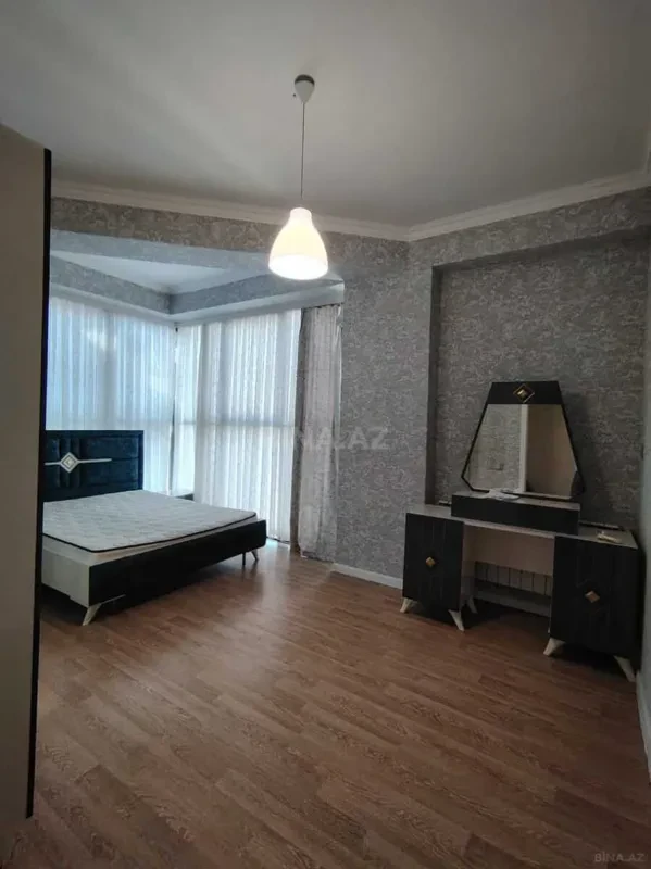 Kirayə verilir 3 otaqlı mənzil 110 m²