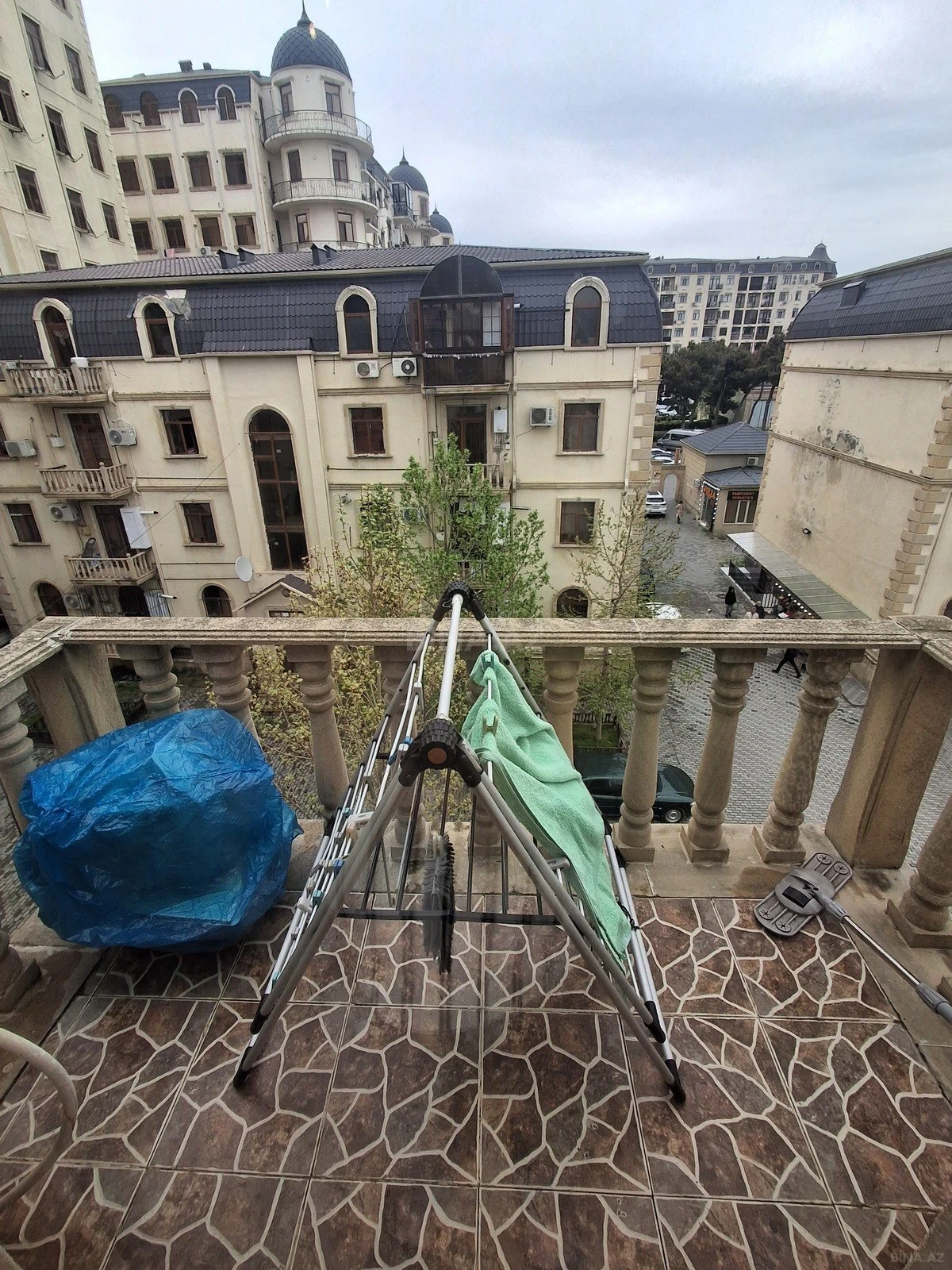 Satılır 1 otaqlı mənzil 37 m²