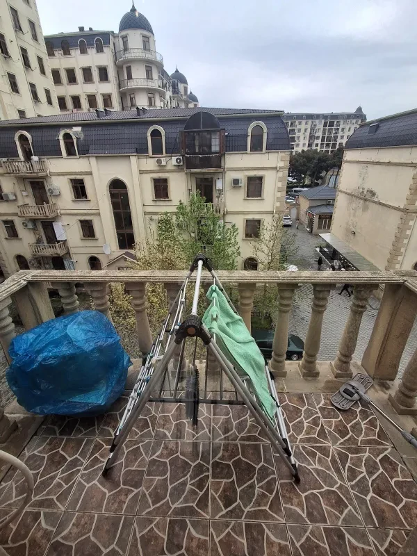 Satılır 1 otaqlı mənzil 37 m²