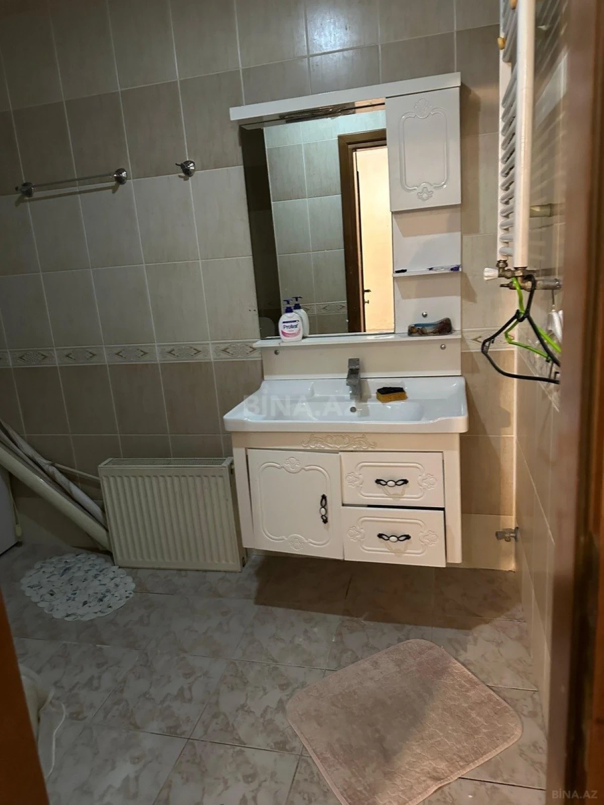 Satılır 2 otaqlı mənzil 120 m²