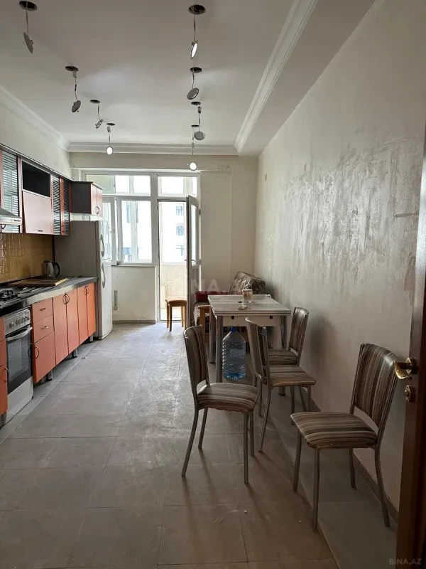 Satılır 2 otaqlı mənzil 120 m²