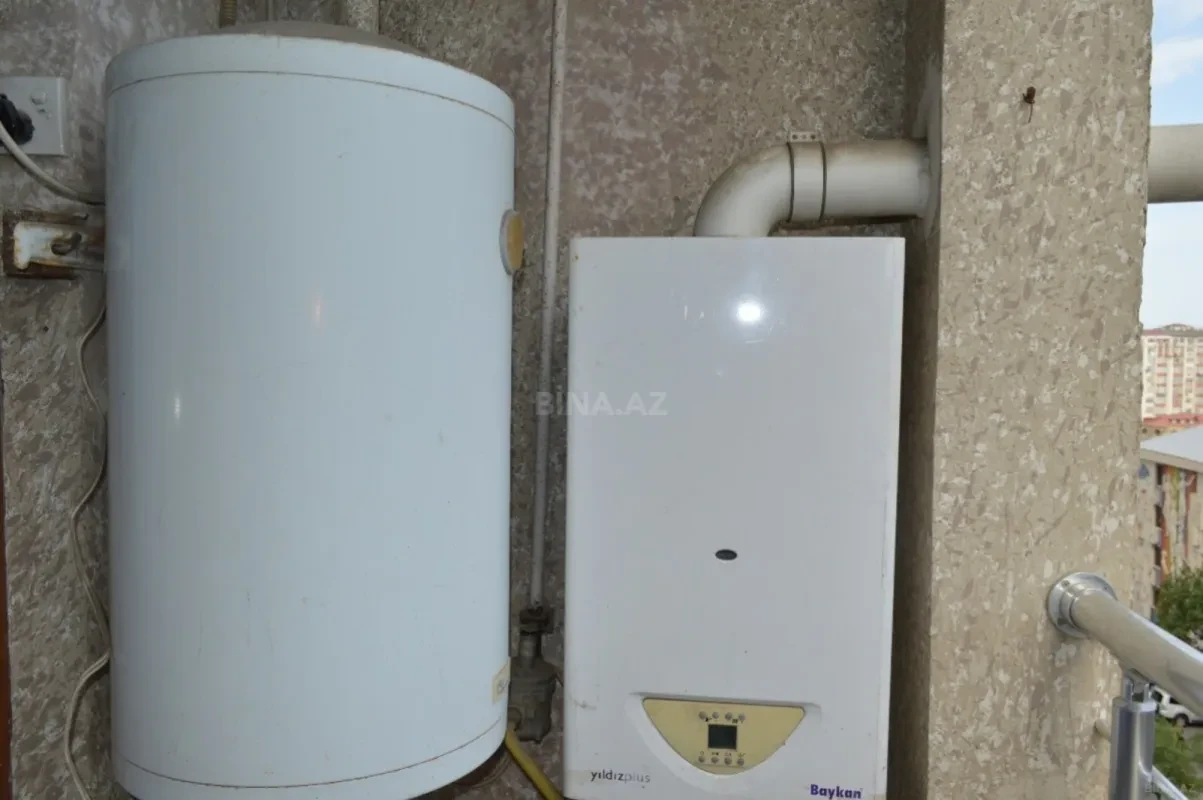 Kirayə verilir 4 otaqlı mənzil 150 m²