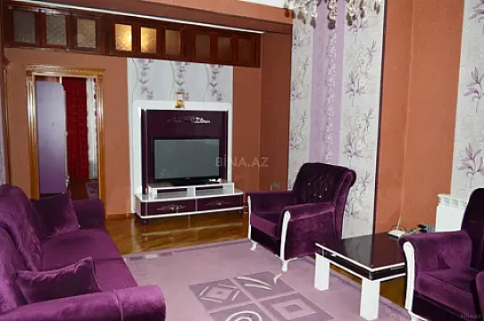 Kirayə verilir 4 otaqlı mənzil 150 m²