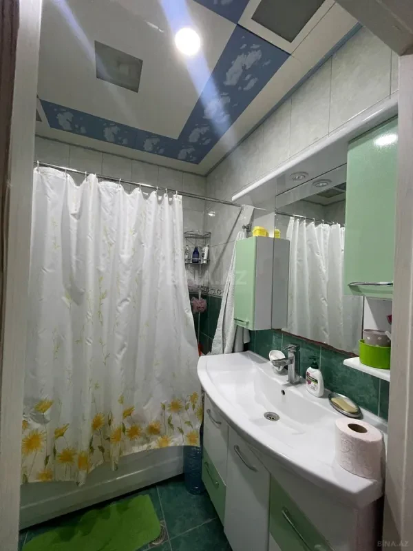Satılır 2 otaqlı mənzil 100 m²