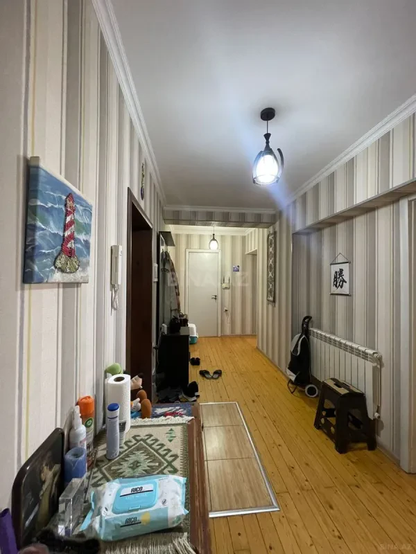 Satılır 2 otaqlı mənzil 100 m²