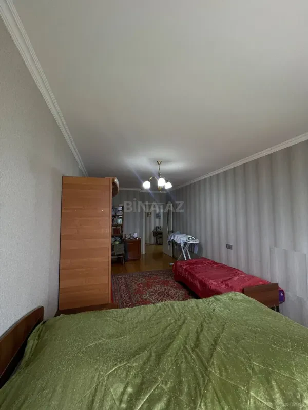 Satılır 2 otaqlı mənzil 100 m²