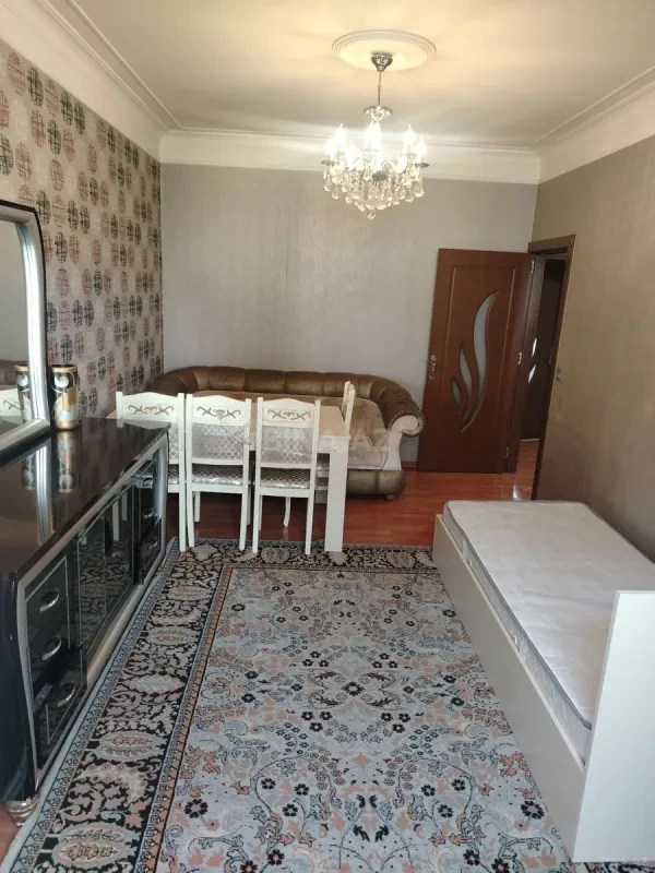 Kirayə verilir 3 otaqlı mənzil 60 m²
