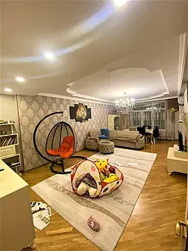 Satılır 3 otaqlı mənzil 138 m² — Bakı 3 otaq 138.00 m²