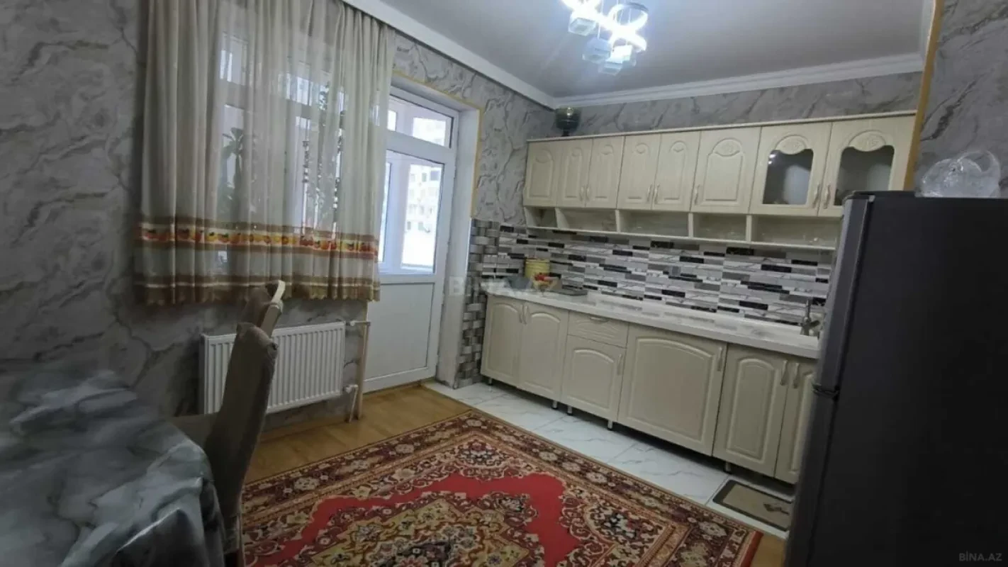 Satılır 2 otaqlı mənzil 86 m²