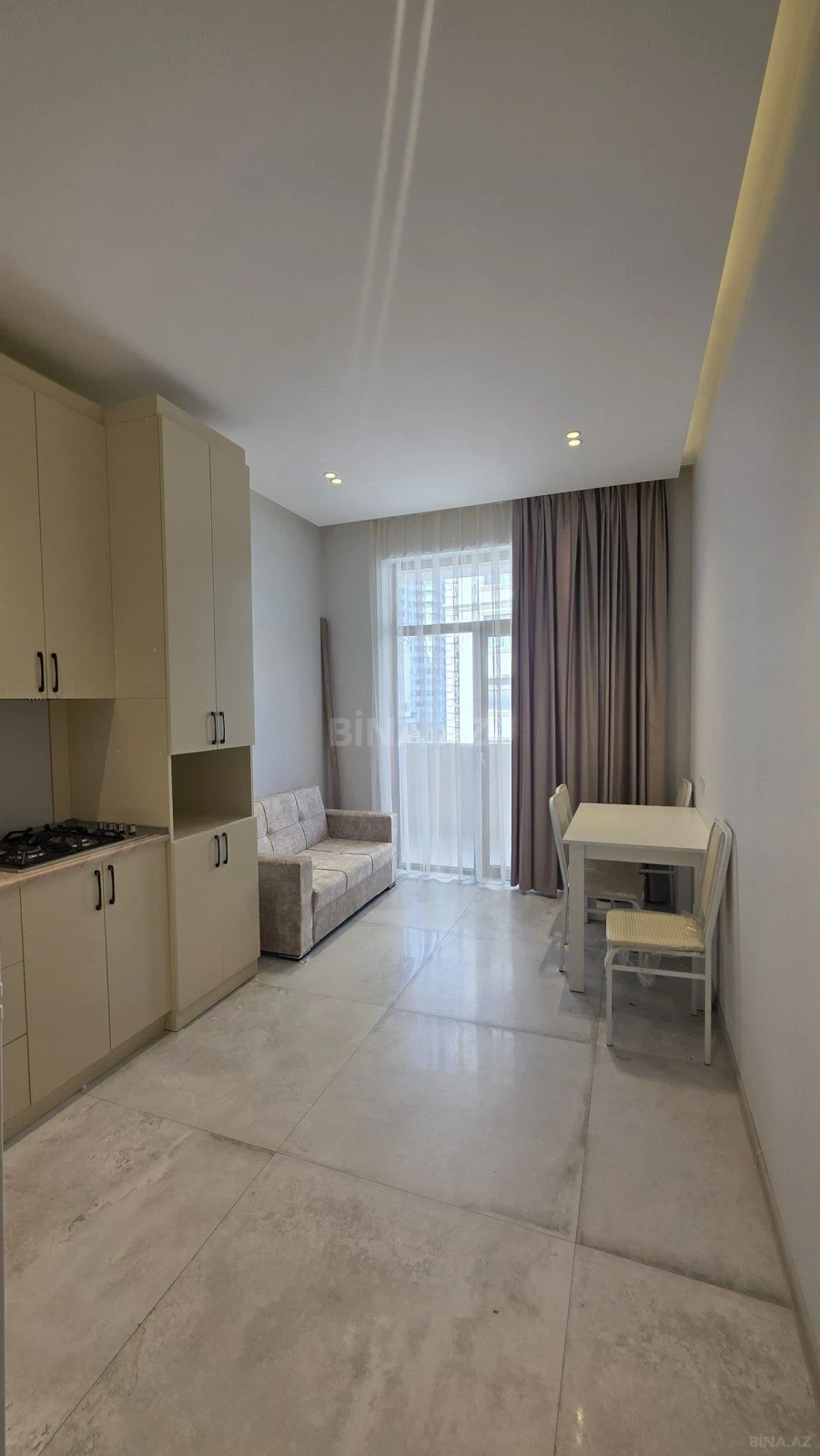 Kirayə verilir 1 otaqlı mənzil 55 m²