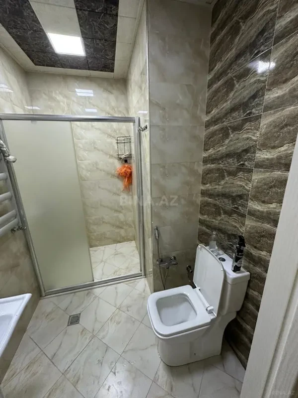 Kirayə verilir 2 otaqlı mənzil 100 m²