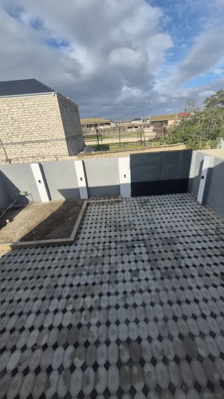 Satılır 3 otaqlı həyət evi 90 m²