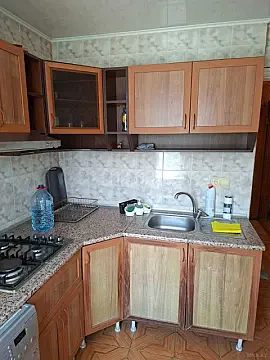 Kirayə verilir 2 otaqlı mənzil 45 m²
