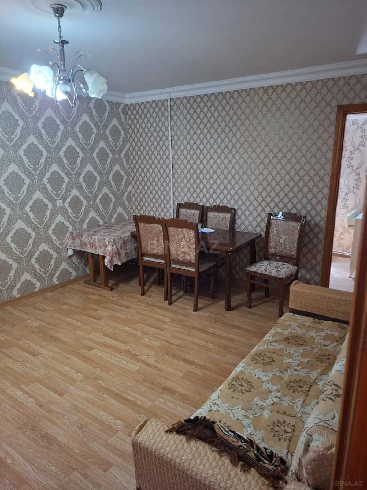 Kirayə verilir 2 otaqlı mənzil 45 m²