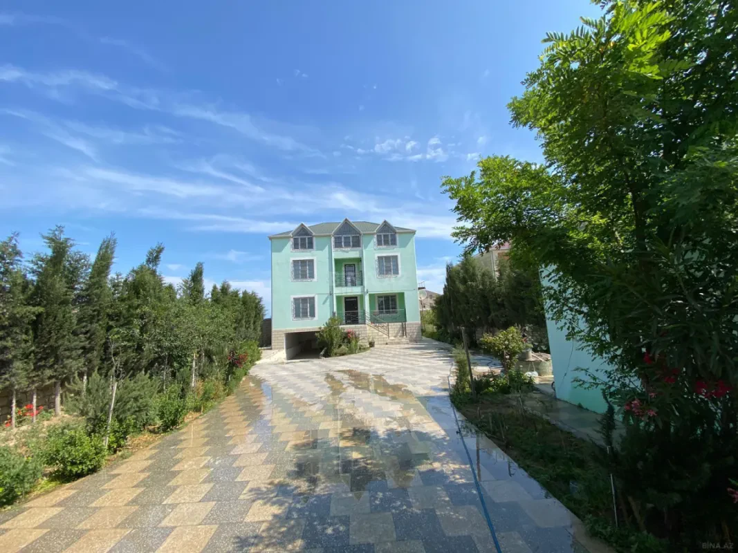 Satılır 5 otaqlı həyət evi 277 m²