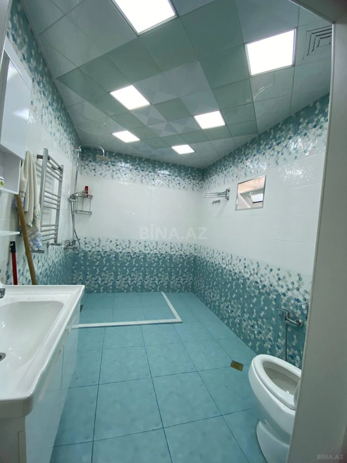 Satılır 5 otaqlı həyət evi 277 m²