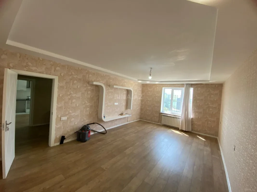 Satılır 5 otaqlı həyət evi 277 m²