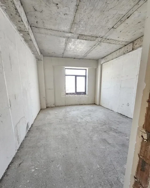 Satılır 3 otaqlı mənzil 148.4 m²