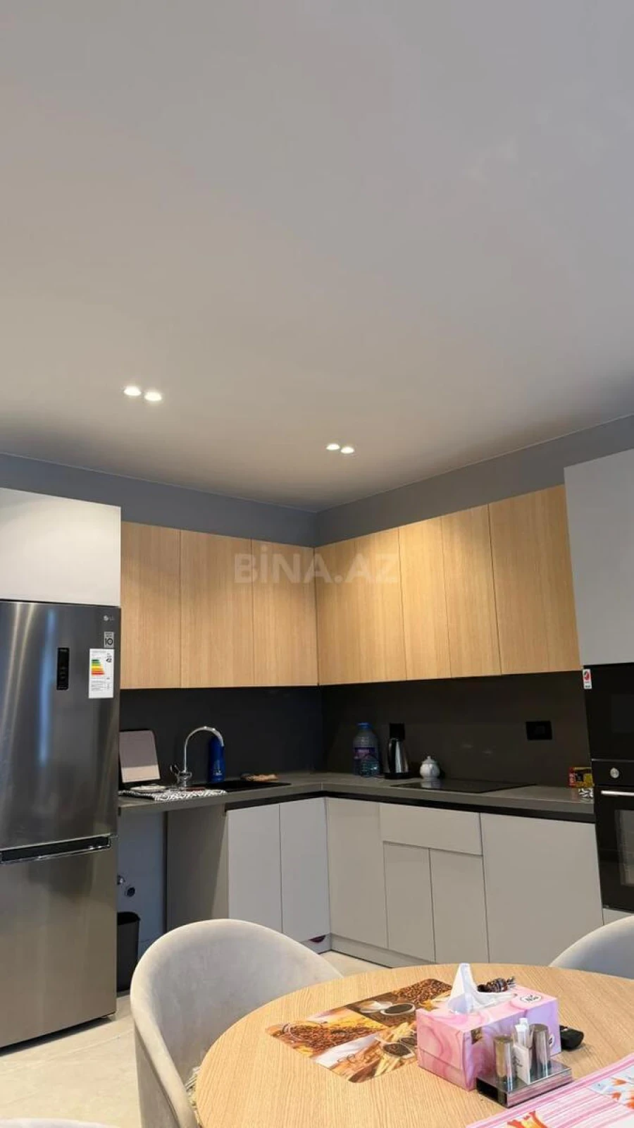 Kirayə verilir 2 otaqlı mənzil 76 m²