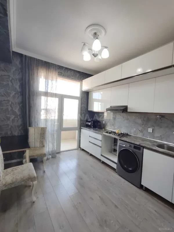 Satılır 3 otaqlı mənzil 86 m²