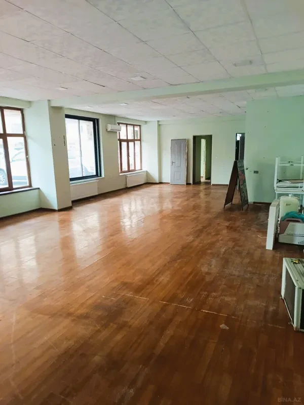 Kirayə verilir obyekt 150 m²