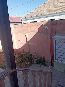 Kirayə verilir 3 otaqlı həyət evi 100 m²