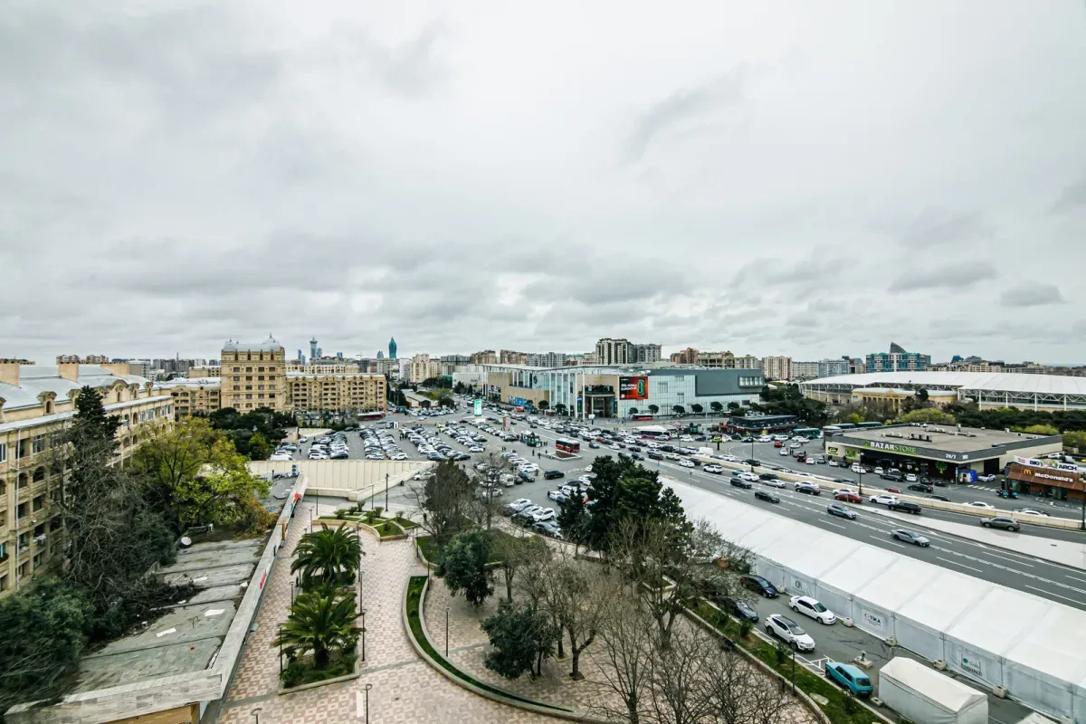 Kirayə verilir 3 otaqlı mənzil 100 m²