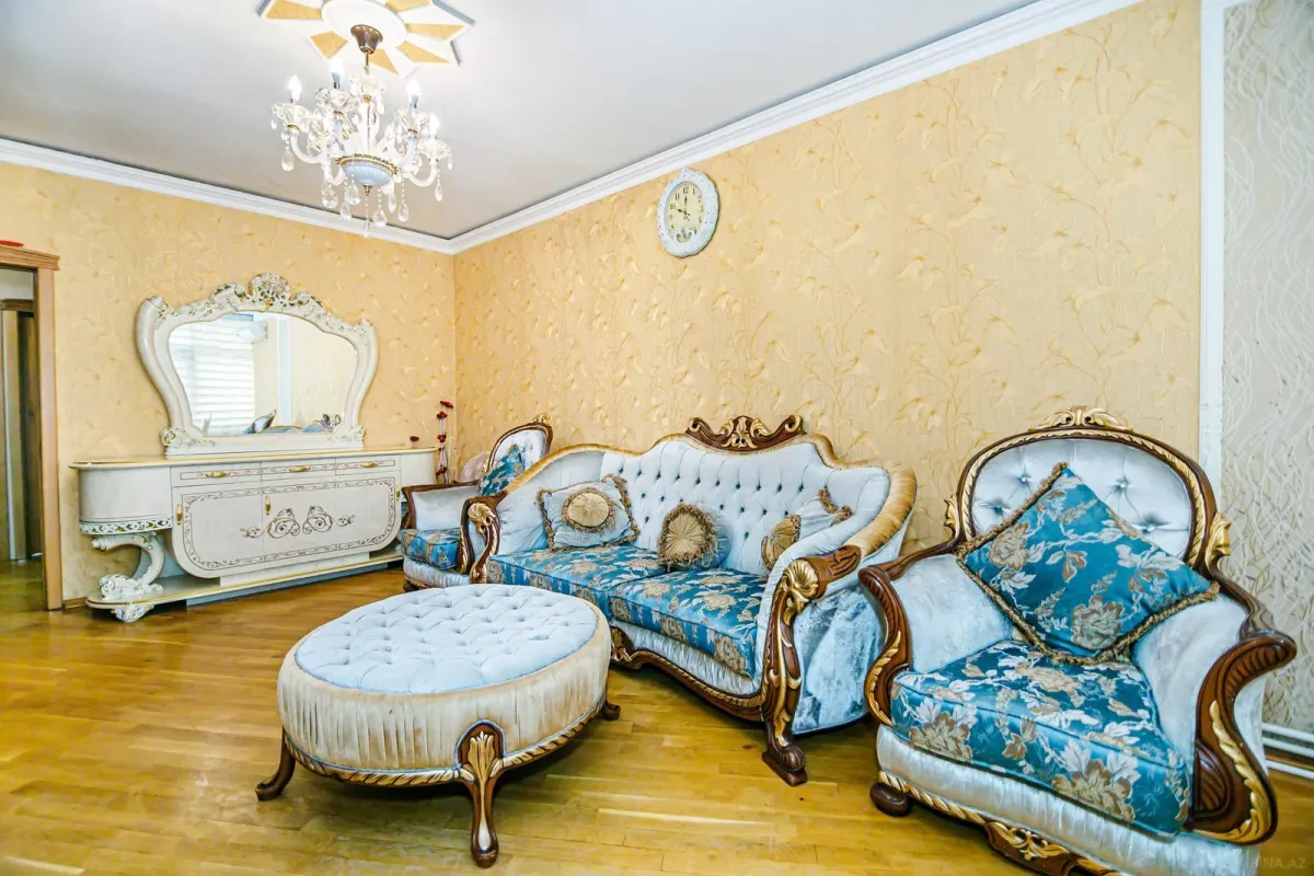 Kirayə verilir 3 otaqlı mənzil 100 m²